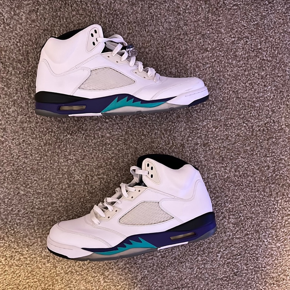 Air Jordan 5 White Grape
